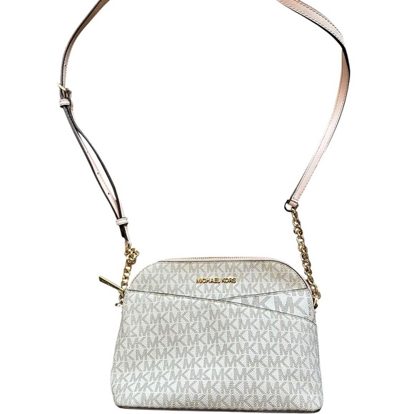 Jet Set Travel Medium Logo Dome
Crossbody Bag - white and gold - Picture 3 of 7
